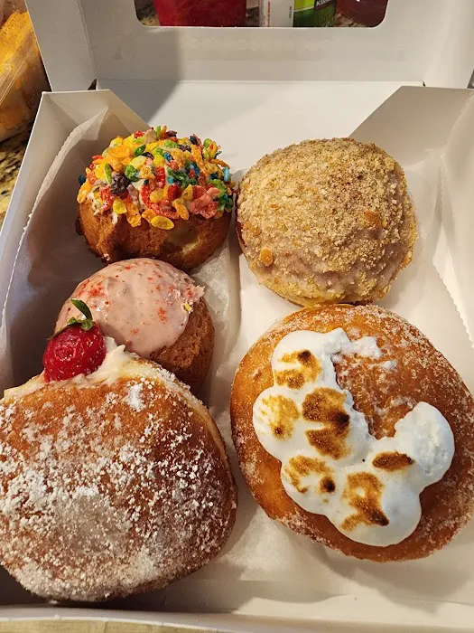 MochillDonuts&Coffee Picture 4