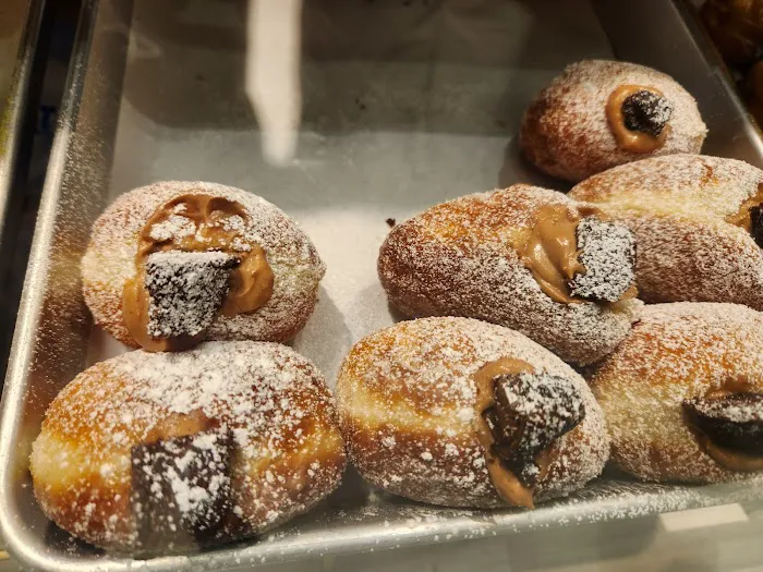 MochillDonuts&Coffee Picture 2