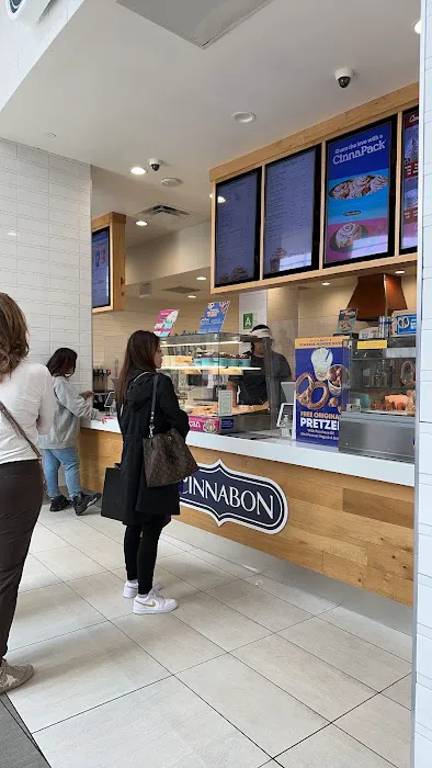 Cinnabon Picture 2