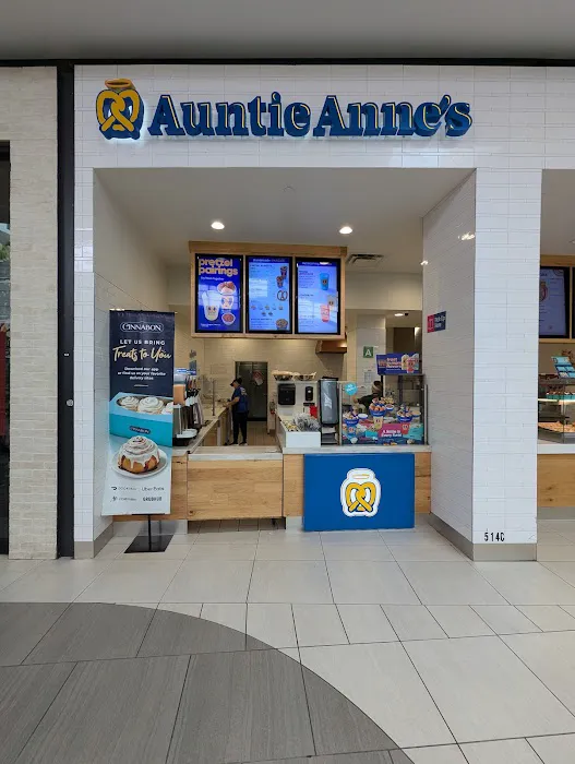 Auntie Anne's Picture 7