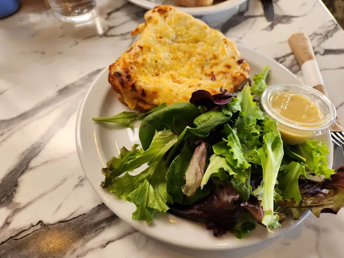Pinwheel Cafe & Bakery Picture 10
