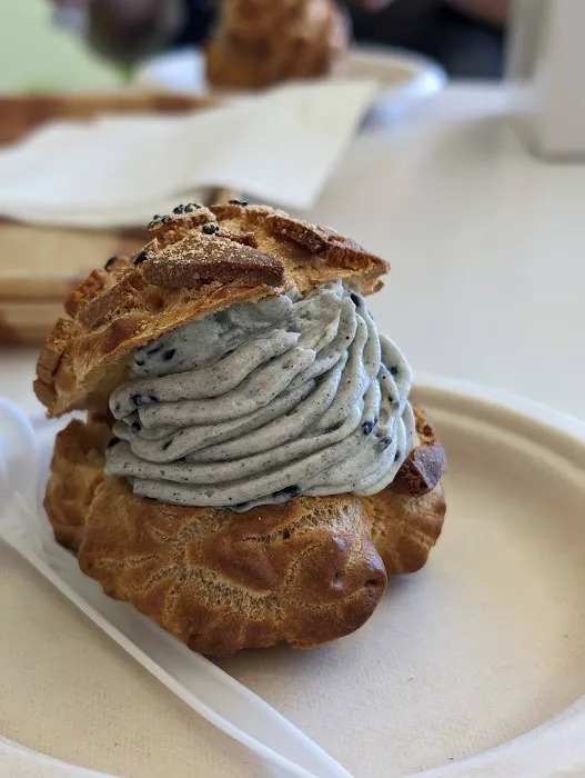 Pâtisserie Chantilly Picture 1