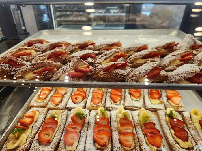 Cream Pan Bakery Lomita Picture 8