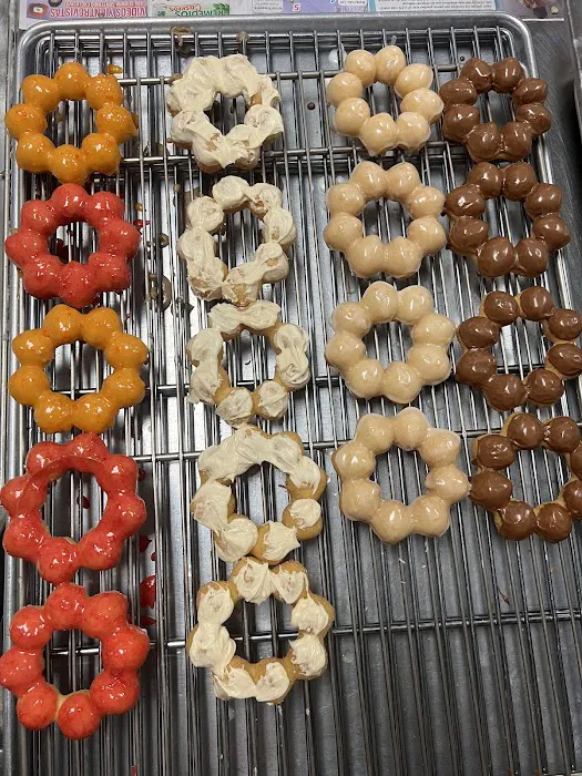 Royal Donuts Picture 9