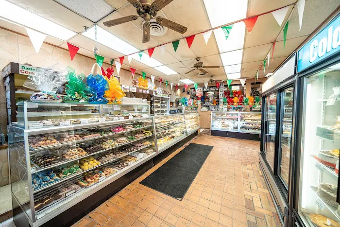 J & M Bakery Picture 5