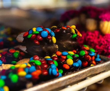 J & M Bakery