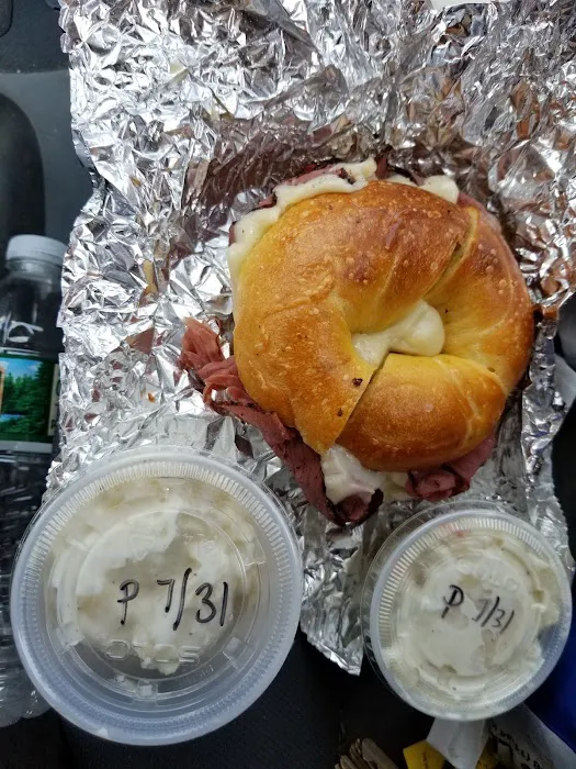Hole Lot of Bagels Picture 3