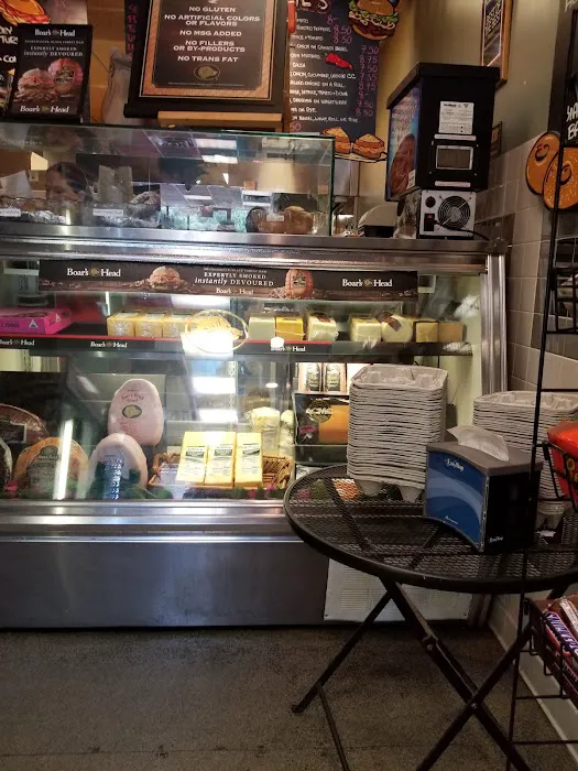 Hole Lot of Bagels Picture 10