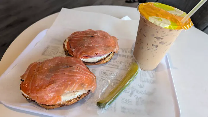 5th Ave Bagelry Picture 7