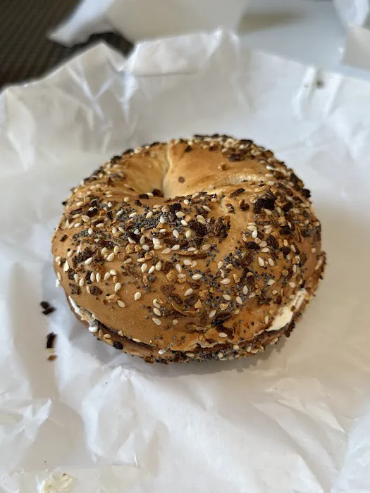 5th Ave Bagelry Picture 9