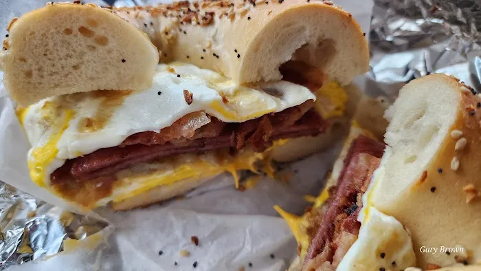 Gems House of Bagels (Port Monmouth) Picture 3