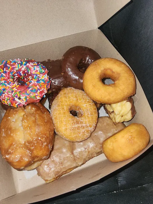 Circus Donuts Picture 3