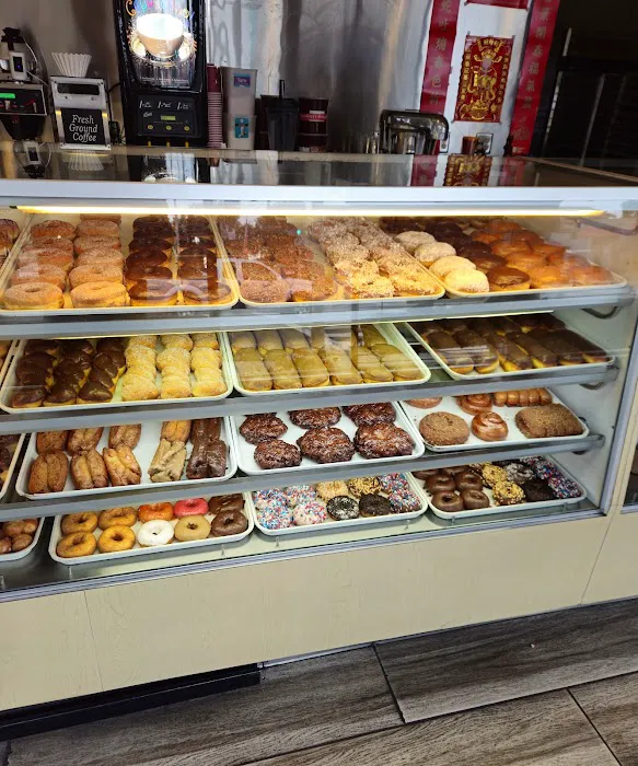 Circus Donuts Picture 8