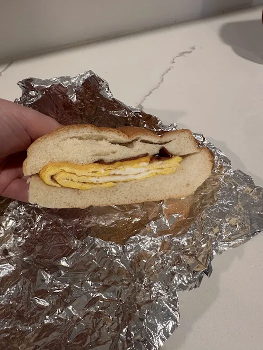 Holmdel Bagel Market Picture 7