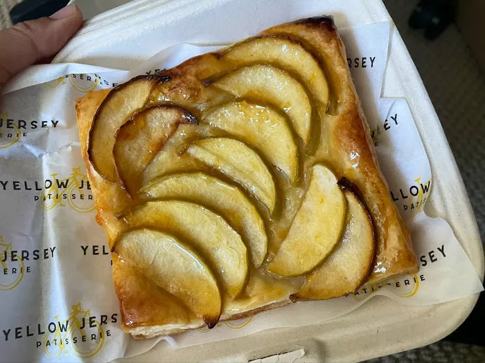 Yellow Jersey Patisserie Picture 10