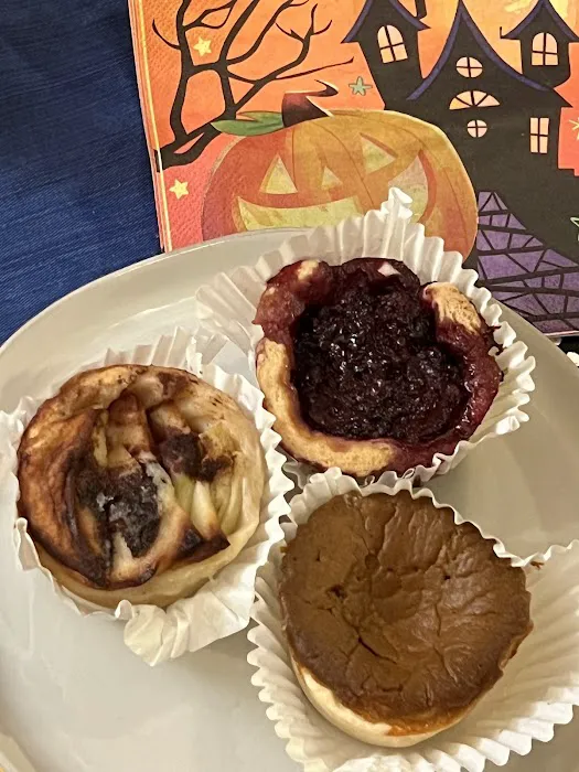 Hermosa Pie & Cake Company Picture 9