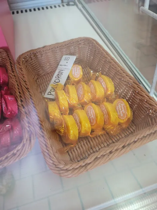 Jenny’s Cakes & Pastries Picture 10