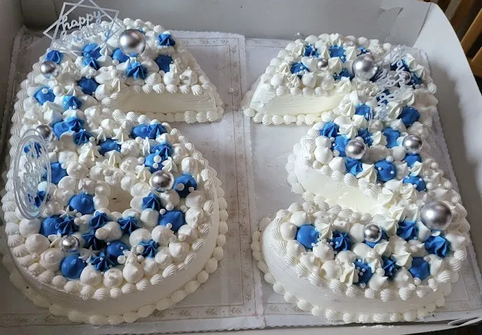 Jenny’s Cakes & Pastries Picture 4