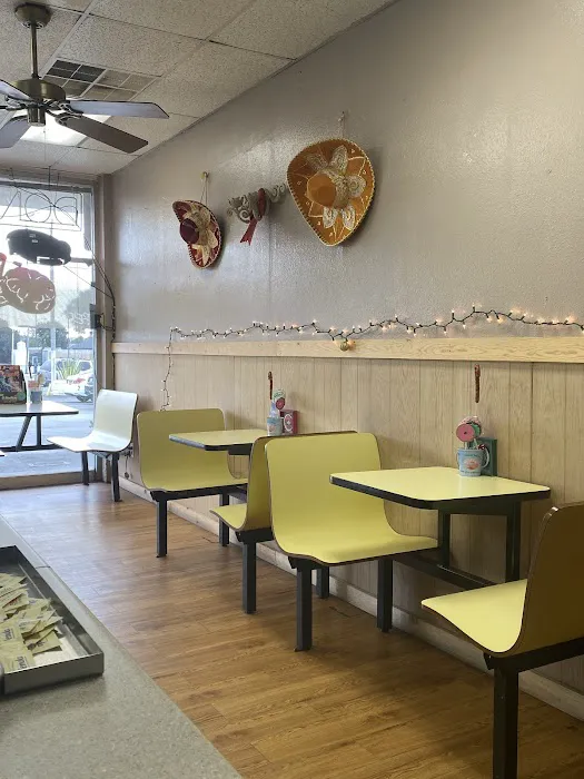 Royal Donuts Picture 10