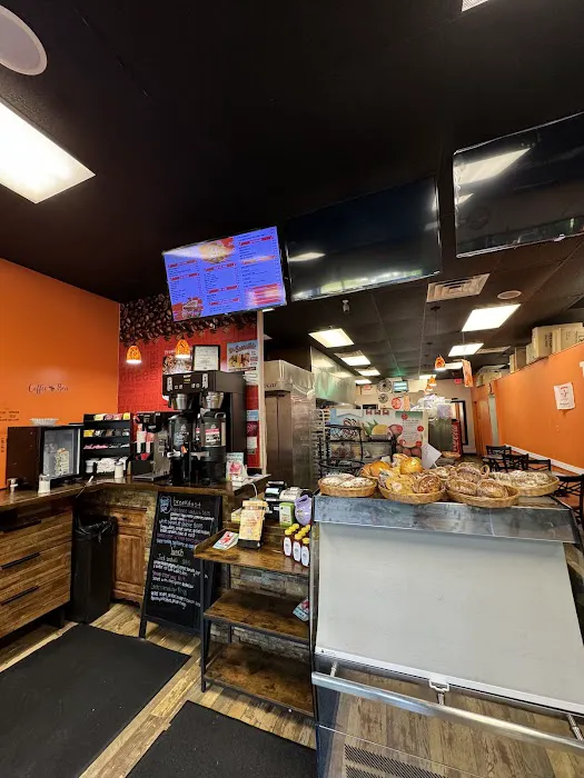 Town Bagel & Grill Picture 10