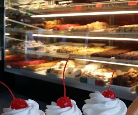 Nannos Bakery And Ice Cream Place