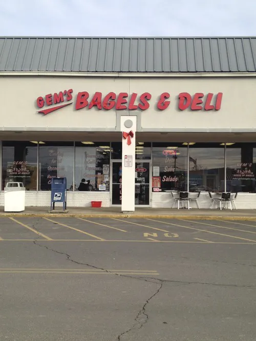 Gems House of Bagels (RT-35, Hazlet) Picture 3