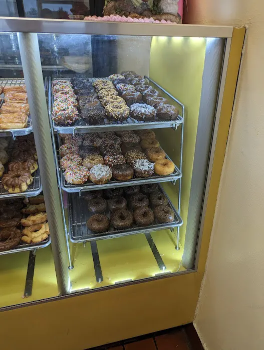 Niko’s donuts Picture 9