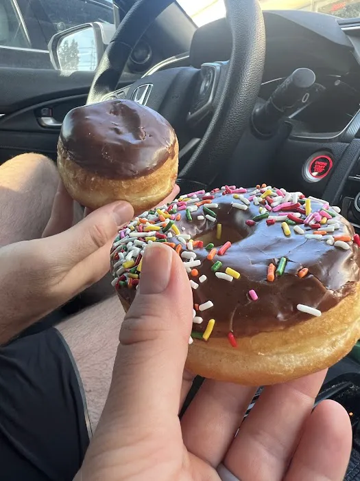 Niko’s donuts Picture 10