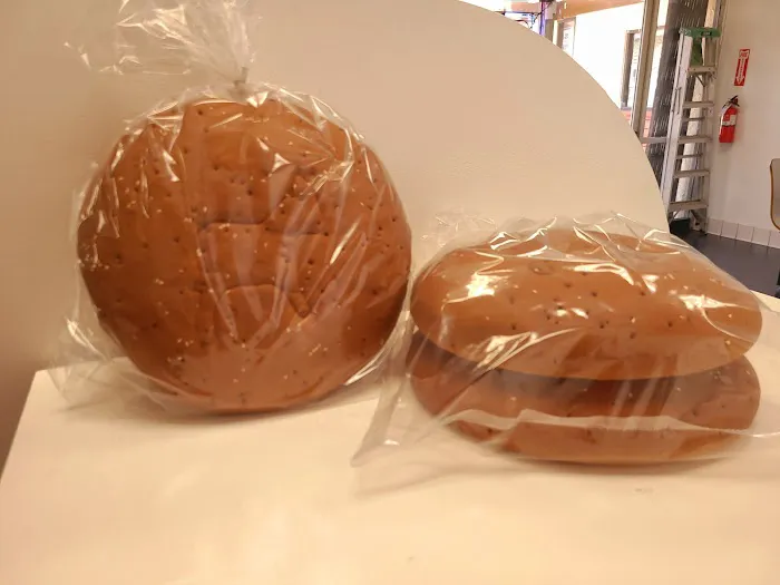 Guevara's Bakery Picture 2