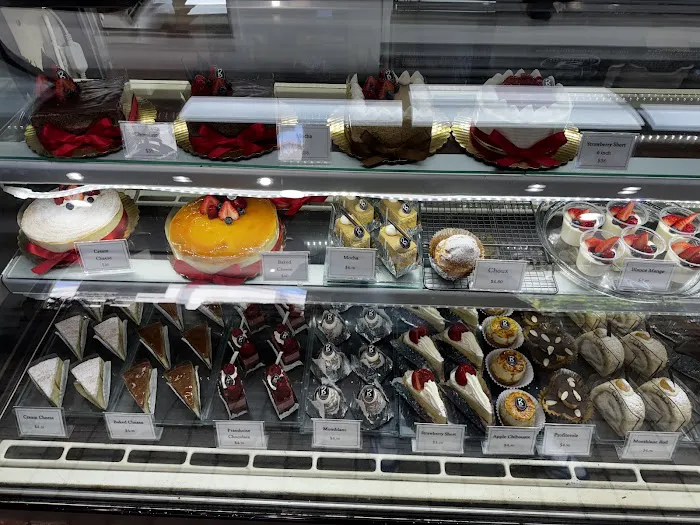Bonjour French Pastry Picture 3