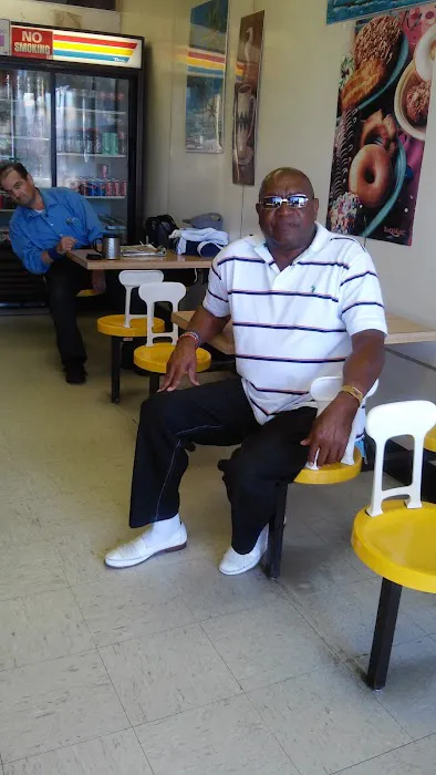 Jon's Donuts Picture 9