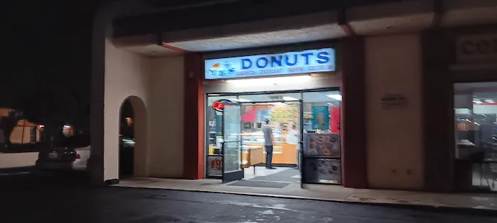 Yes Donuts Picture 8