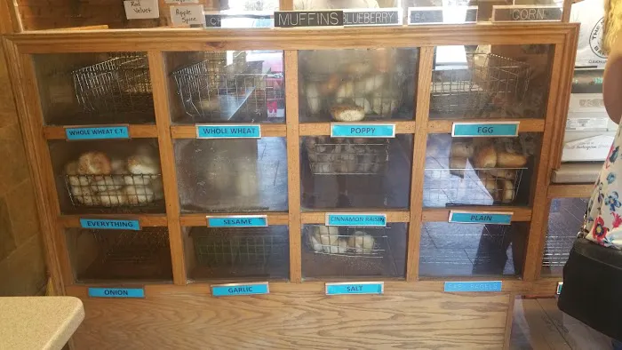 Hot Bagel Bakery Picture 8