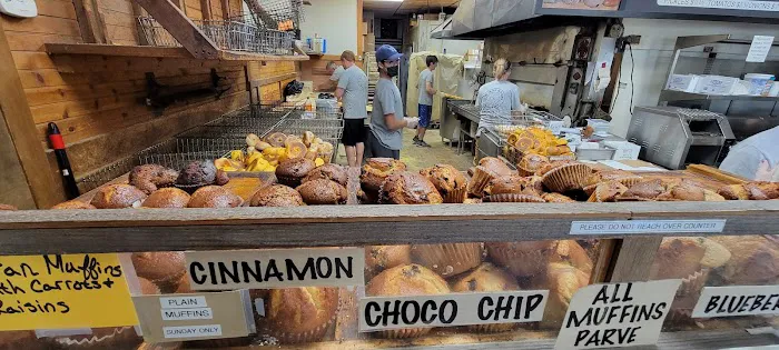 Hot Bagel Bakery Picture 1