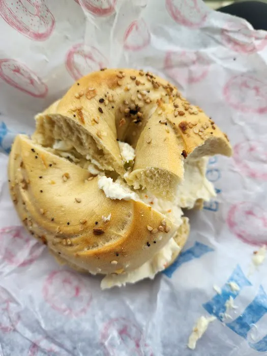 Bubbi Bagels @ Wave Resort Picture 5