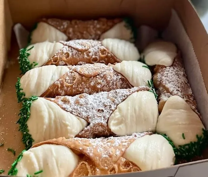 Caputo Italian Pastry Shoppe Picture 7