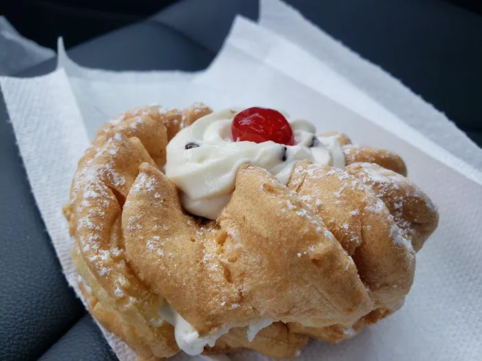 Caputo Italian Pastry Shoppe Picture 2