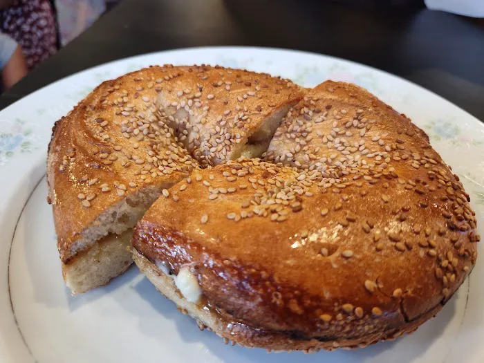 Bagel Hut Picture 7