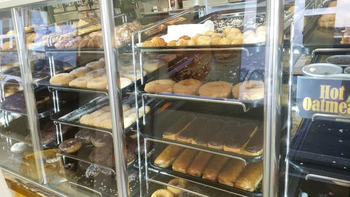 Yum Yum Donuts Picture 9