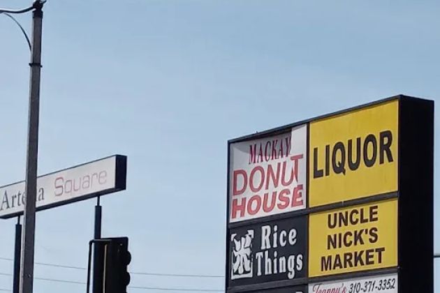 MacKay's Donuts