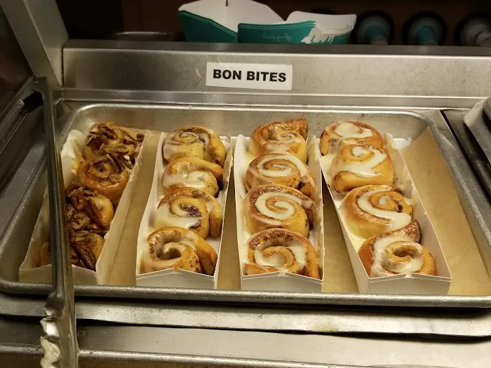 Cinnabon Picture 7