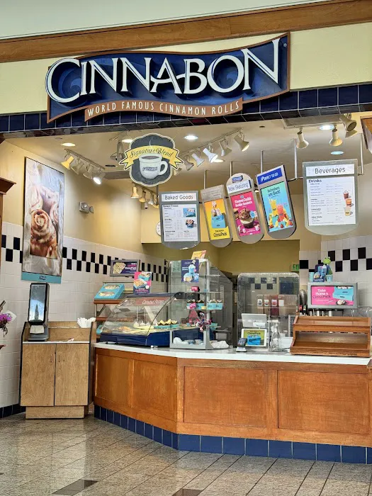 Cinnabon Picture 3