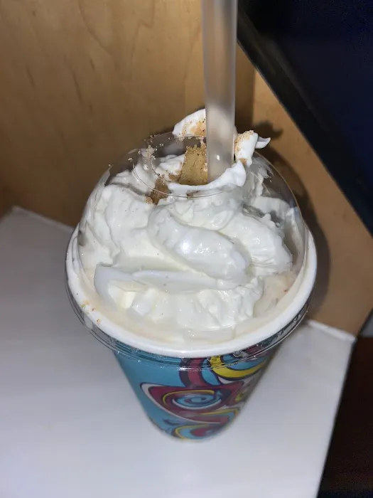 Cinnabon Picture 8