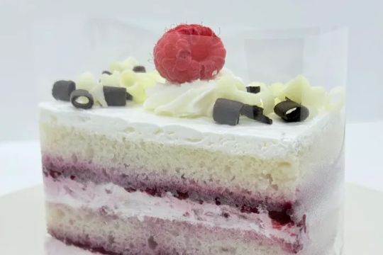 Cake Garden Bakery, sandwiches, pizza, wings & drinks