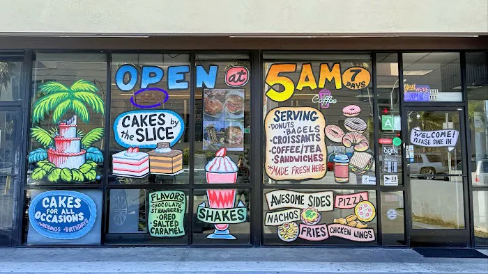 Cake Garden Bakery, sandwiches, pizza, wings & drinks Picture 5