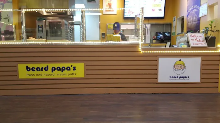 Beard Papa's - Pacific Square Shopping Center Picture 7