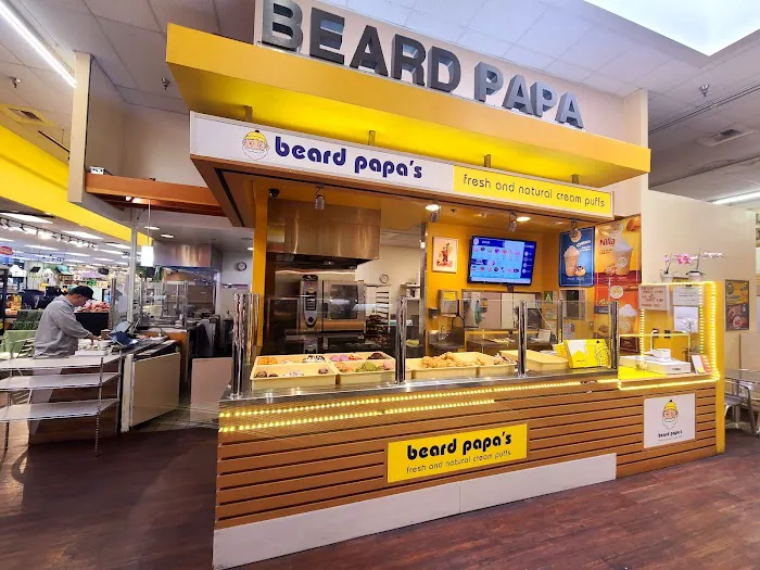 Beard Papa's - Pacific Square Shopping Center Picture 8