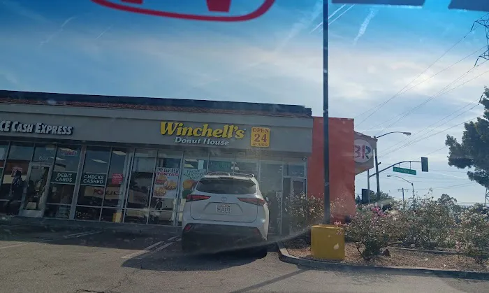 Winchell's Donut House Picture 5