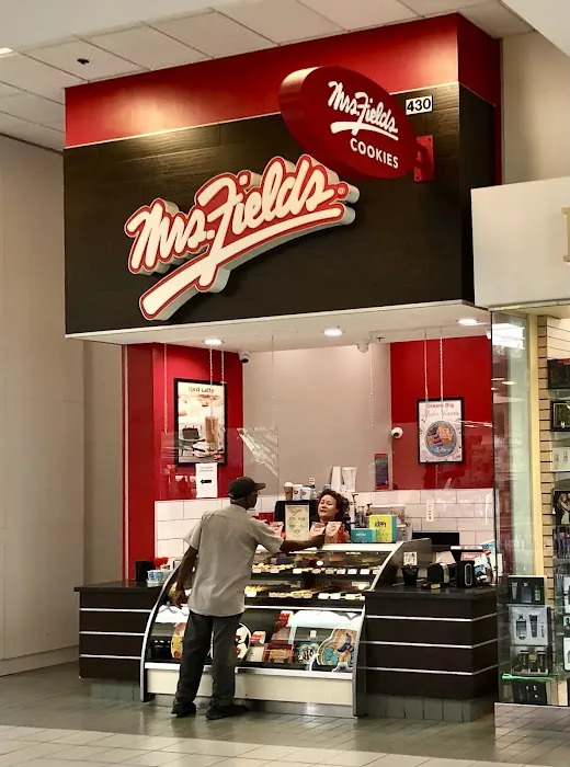 Mrs. Fields Picture 2