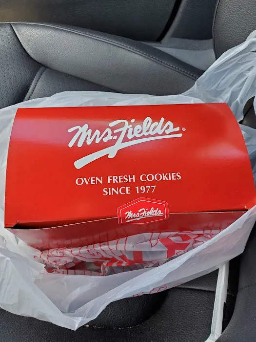 Mrs. Fields Picture 3